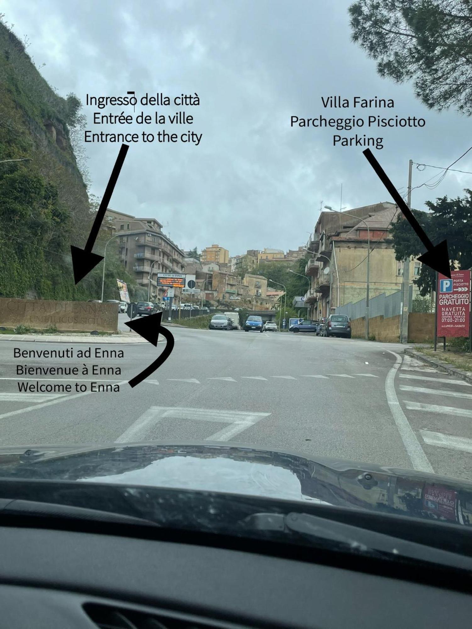 Ferienwohnung La Casa Sulla Piazza Enna Exterior foto